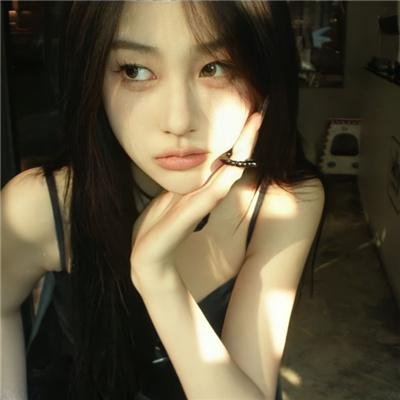满月疑云海报