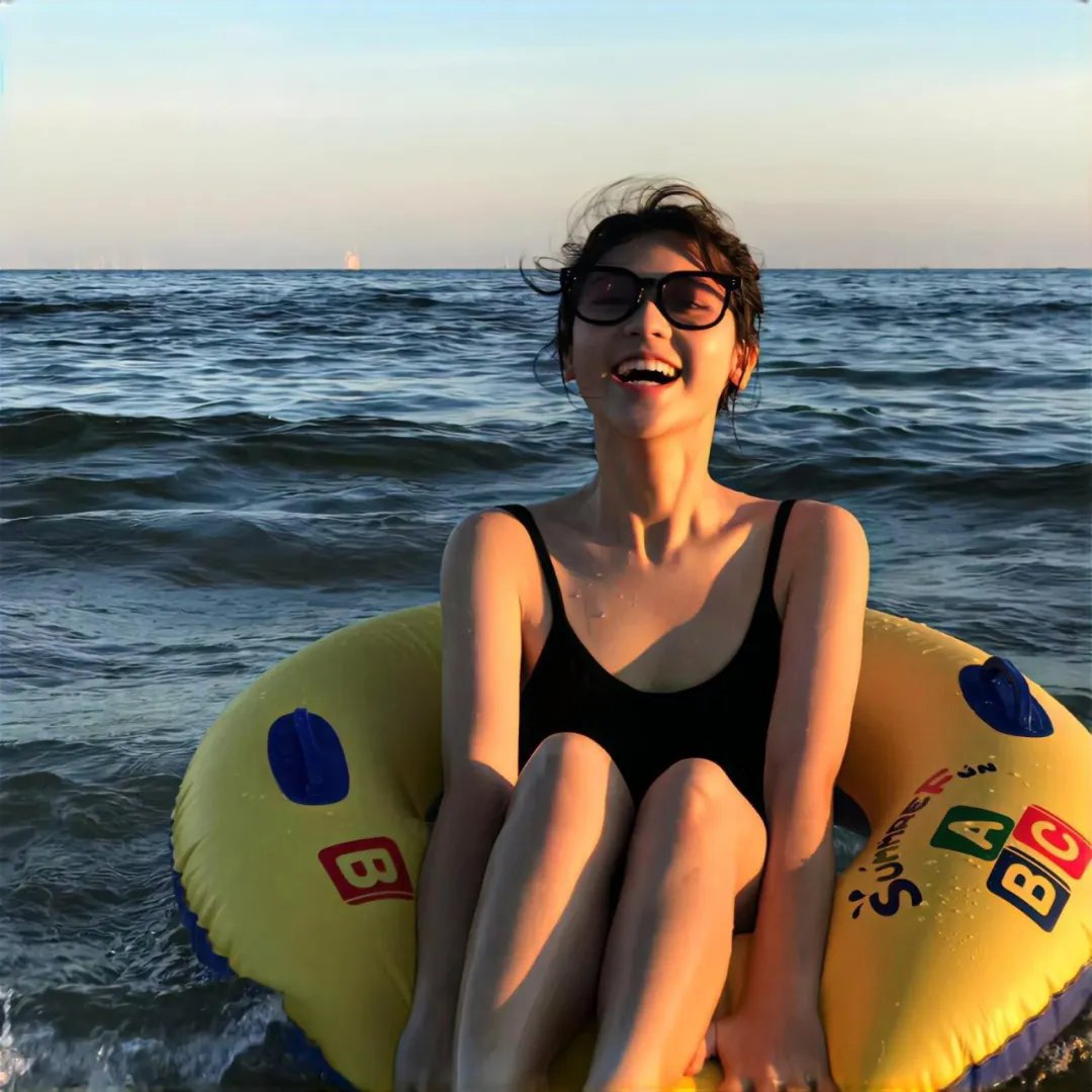 红色家族海报